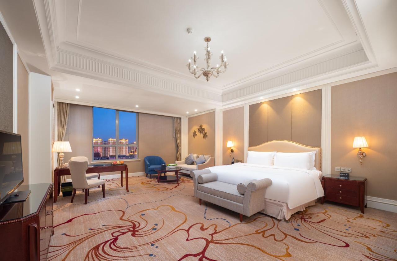 โซฟิเทล ซีหนิง Hotel ภายนอก รูปภาพ