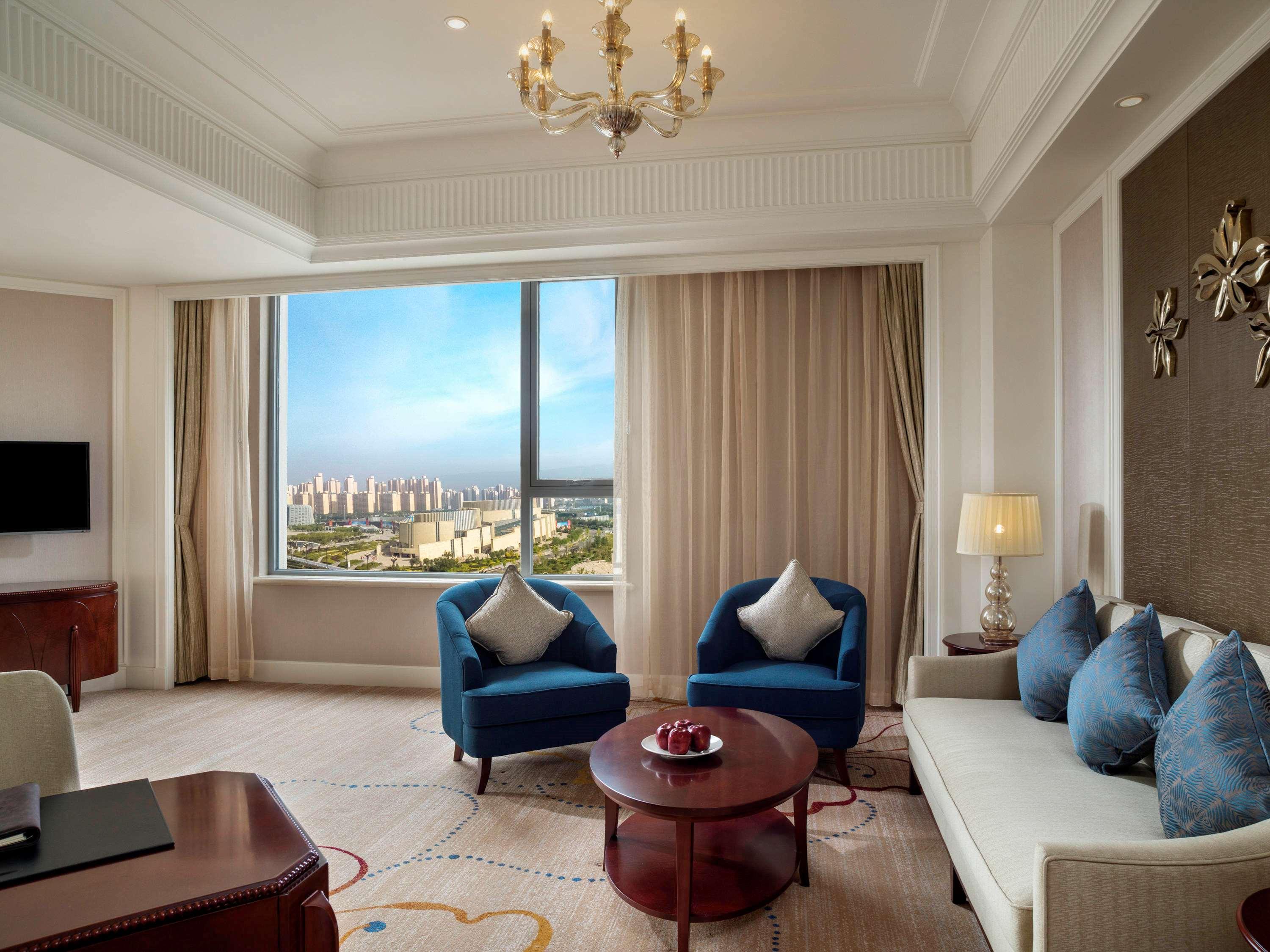 โซฟิเทล ซีหนิง Hotel ภายนอก รูปภาพ